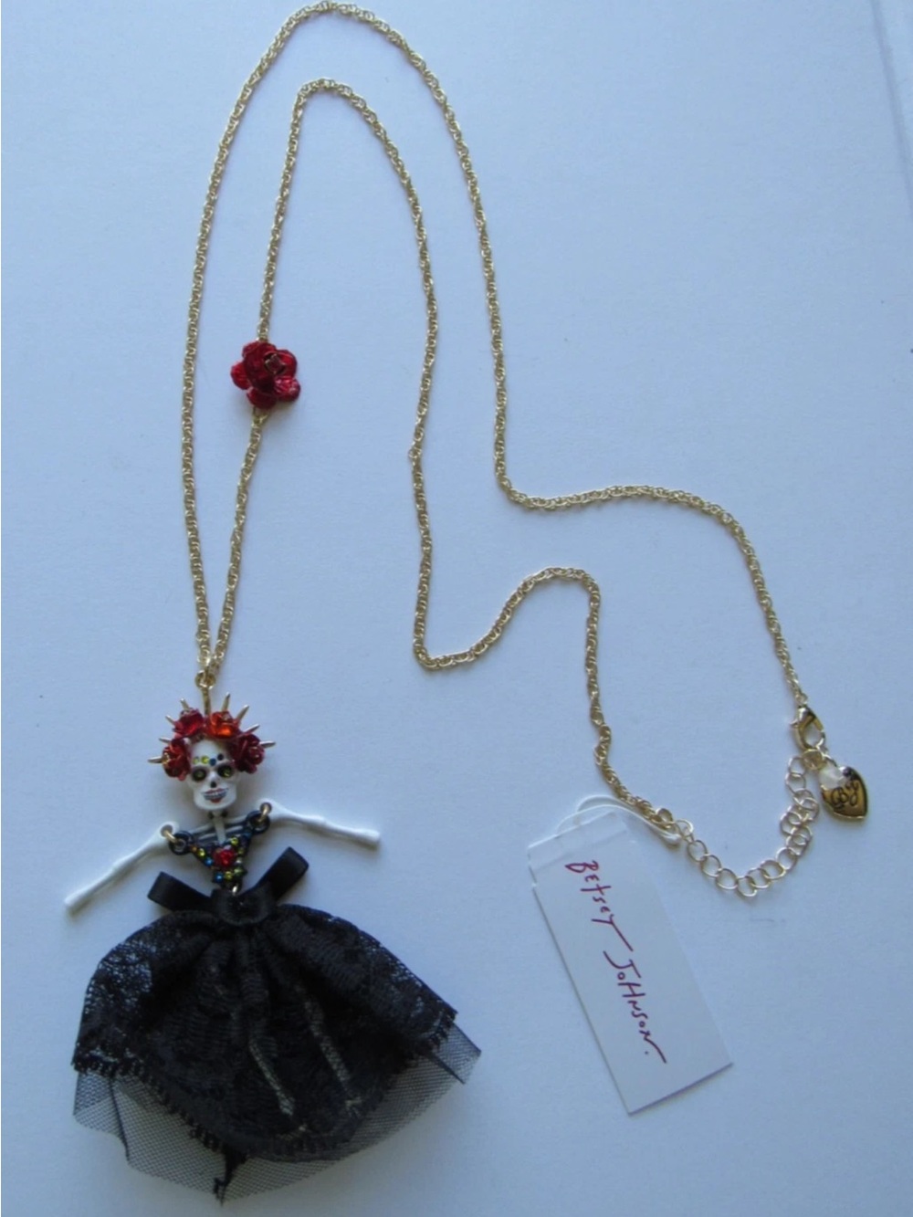 Betsey Johnson dark bride skeleton sugar skull pendant necklace NWT